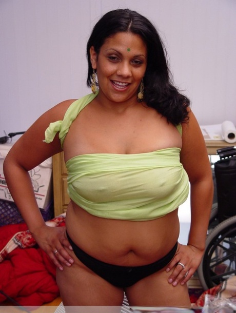 Indian BBW has sex with two men at the same time on a couch