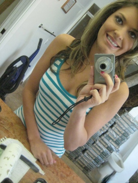 Ex-girlfriend Victoria Lawson takes topless selfies in bathroom mirror